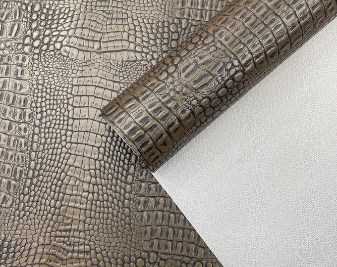 Wood Brown Crocodile Marine Vinyl Fabric: Waterproof Outdoor Upholstery
