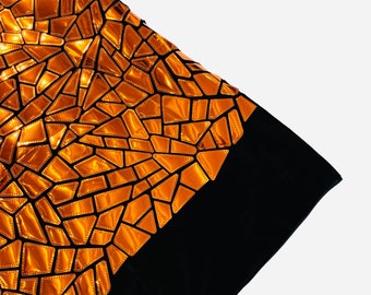 Tessuto con paillettes arancione, tessuto con paillettes in velluto elasticizzato a 2 vie tagliato su misura, paillettes geometriche da 58/60" su festa di ballo in velluto elasticizzato nero