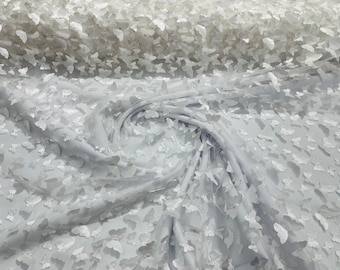Tessuto in pizzo avorio con farfalla 3D: rete in tulle ricamata, abito da sposa