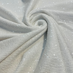 Tessuto con paillettes a righe bianche Mille: rete elasticizzata in 4 direzioni, materiale per abiti da sera