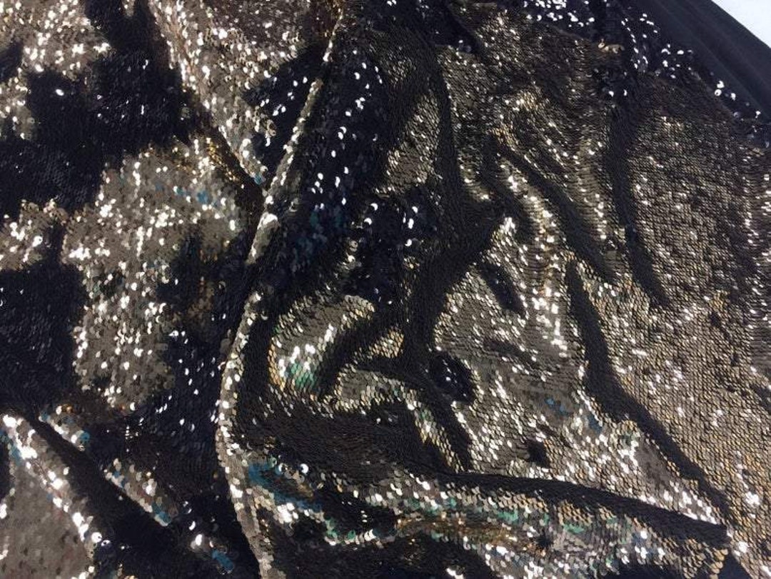 Black/gold Flip up Sequins Reversible, 2-way Stretch 58/60” Sequins ...