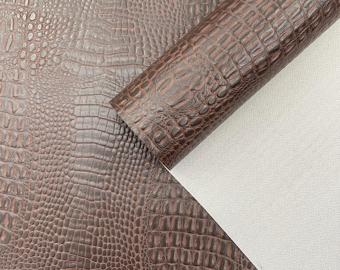 Brown Crocodile Marine Vinyl Fabric: Waterproof Outdoor Upholstery - Auto/Boat