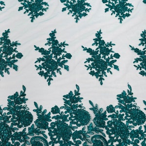 Tela de encaje floral bordado verde cazador: encaje festoneado para vestido de novia