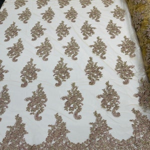 Gouden roos met metallic draad gebloemde kantstof, borduursel met pailletten op een gaas voor bruiloft-bruids op maat gesneden
