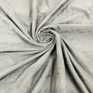Impresión de piel de serpiente mate de carbón en tela elástica cortada a medida, traje de legging de ropa de spandex de diseño de serpiente 60" tela con estampado de serpiente
