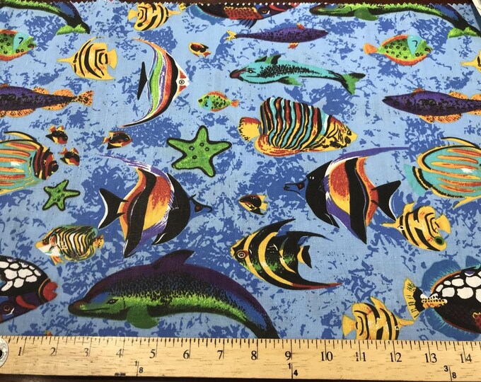 Mia's Fabrics Inc, Lt Blue Fish Tank Aquarium Printed Poly Cotton Fabric By The Yard - 60" (Pick a Size)
