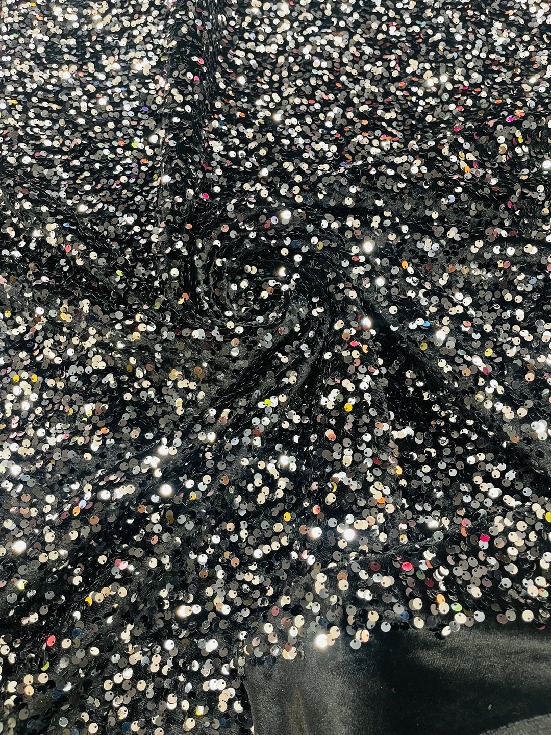 Shiny 5mm Sequin On A 2 Way Stretch Velvet (1 Yard, Clear Iridescent/Black)