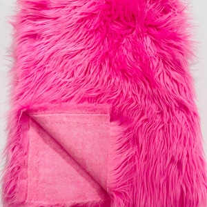 Tkanina ze sztucznego futra Bubble Gum Shaggy cięta na wymiar, Długi włos Luksusowy kudłaty materiał do rękodzieła, Kostium, Odzież, Dekoracja, Cosplay, Dekoracja do szycia 60&quot; szerokości