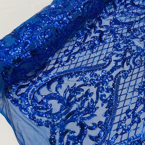 Tessuto con paillettes blu reale / Rete elasticizzata in 4 direzioni / Design damascato ricamato con abito da ballo in pizzo con paillettes tagliato su misura