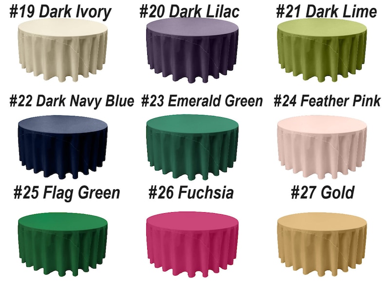 K&ouml;nnte beinhalten: Neun runde Tischdecken in verschiedenen Farben, darunter Dunkel-Elfenbein, Dunkel-Lila, Dunkel-Limette, Dunkel-Marineblau, Smaragdgr&uuml;n, Federrosa, Flaggen-Gr&uuml;n, Fuchsia und Gold. Jede Tischdecke ist &uuml;ber einem runden Tisch drapiert.