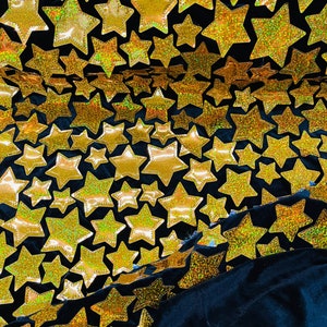 Hologramme Métallisé Or Paillettes Velours Tissu | Conception d’étoiles à paillettes sur velours stretch noir | par verge | Paillettes iridescentes