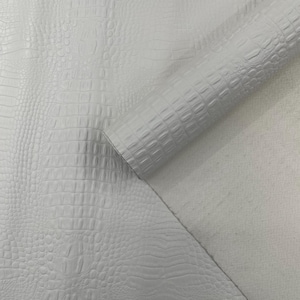 White Crocodile Marine Vinyl Fabric: Waterproof Outdoor Upholstery - Auto/Boat