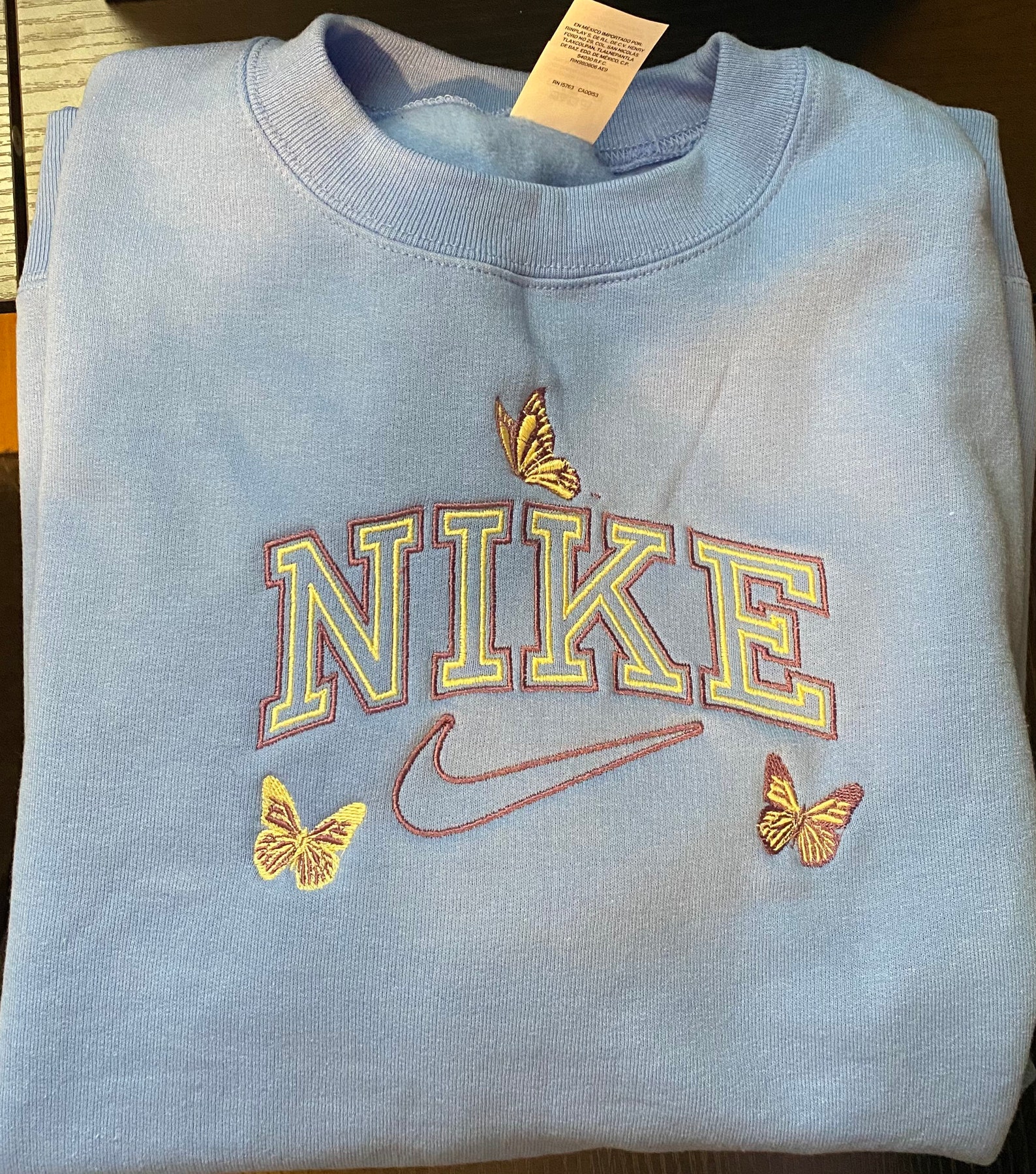 Sweatshirt Drawing : Customized Vintage Nike Crewneck Nike Sweatshirt ...