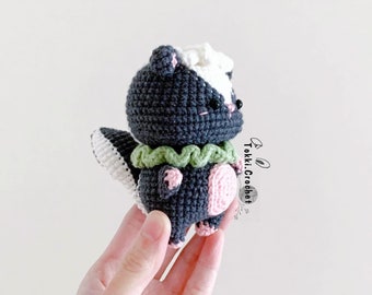 Crochet PATTERN Little Skunk( PDF / ENGLISH ). Crochet pattern by Tokkicrochet