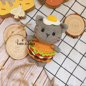 Crochet PATTERN The Burger Cat ( PDF / ENGLISH ). Crochet pattern by Tokkicrochet