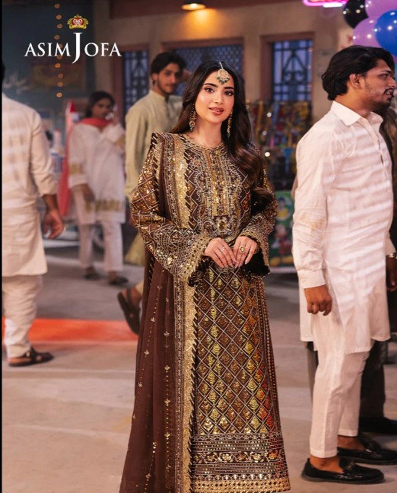 Asim Jofa Chamkeeli Pakistani Twisted Silk Dress main image 0