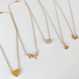 Dainty Choker Necklace, Charm Necklace, Gold Choker Necklace, Dainty Chain, Dainty necklace, Layering Necklace, choker necklace