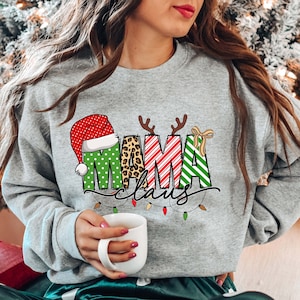 Mama Claus Sweatshirt, Christmas Mom Sweatshirt, Women Christmas Shirts, Christmas Crewneck, Holiday Sweatshirt, Winter Shirt