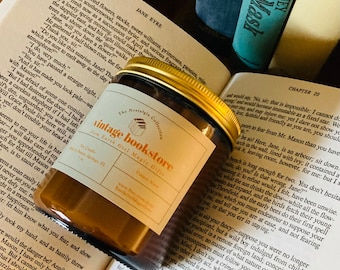 Nostalgie Kerzensammlung | 7 Unzen Sojakerzen | Bernsteinglas mit Golddeckel | Vintage Buchhandlung Schallplatte Drive In Film Kerze Geschenke