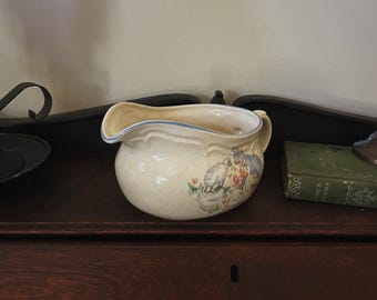 International China Cottagecore Gravy Boat