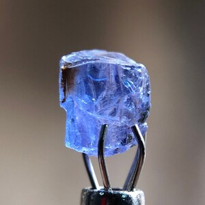 Natural Raw Uncut Tanzanite Gemstone - Authentic Blue Violet Crystal for Jewelry Making, Healing Stones, and Collectors