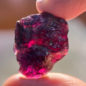 Natural Raw Garnet Crystal - Raw Garnet Stone - Clear Garnet Specimen - Crystal Shop - Classy Raw Pink Red Garnet.