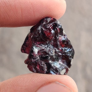 Natural Raw Garnet Specimen - January Birthstone Rough, 37.95 Cts, Best for Pendant Making