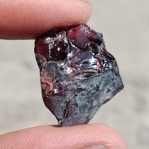 Natural Raw Garnet Gemstone 34.50 cts, Uncut Blood Red Garnet Crystal, Healing Stone, Top Grade Garnet Specimen, Rough Garnet for Collection