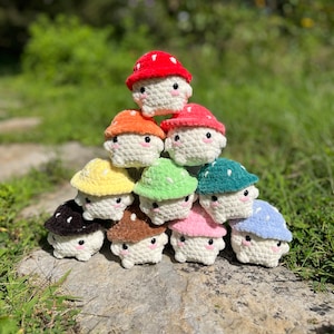 Crochet mushroom bois plush