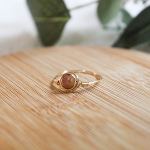 Minimalist Neutral Ring