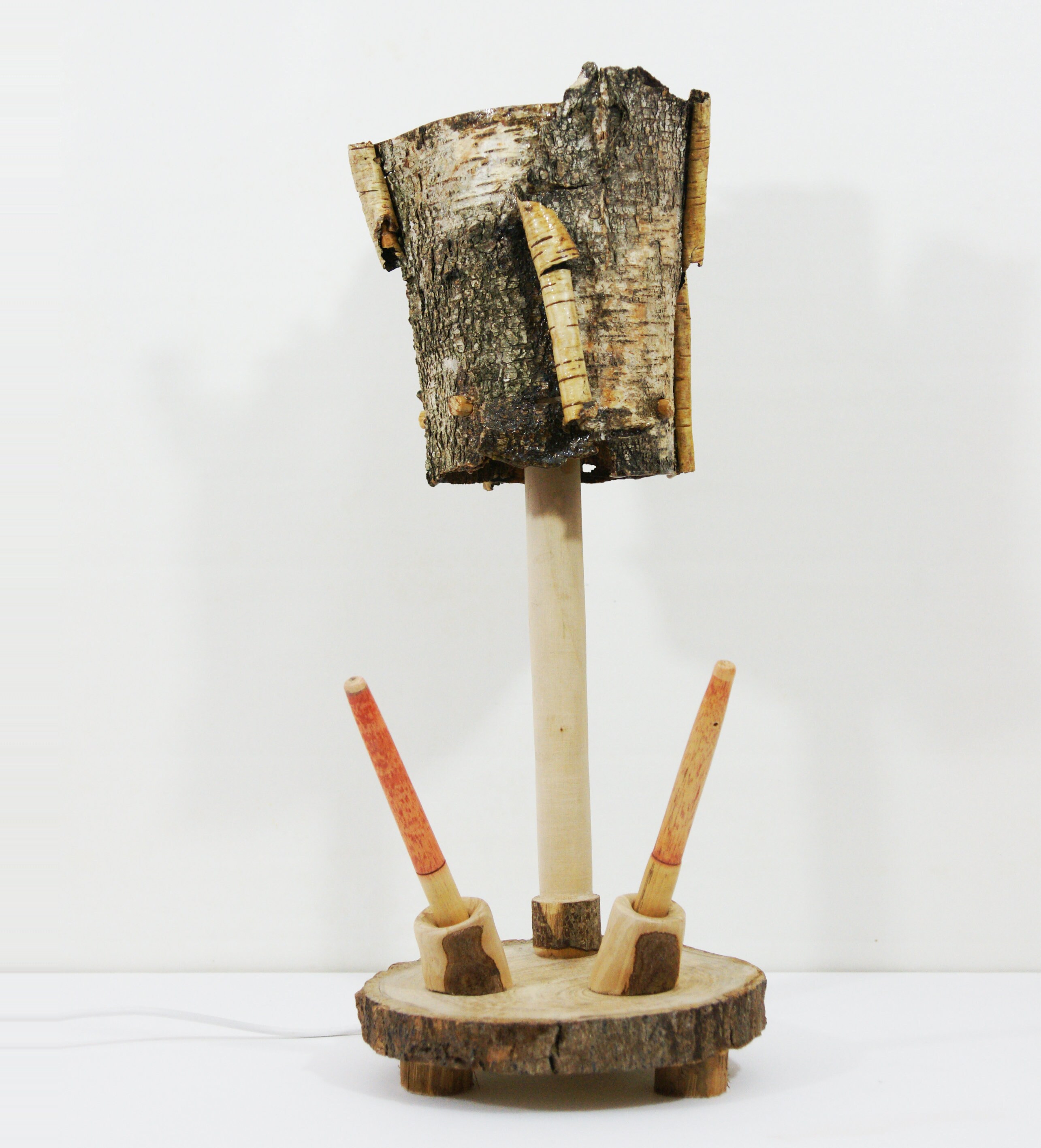 Lampe Duo, Lampe et Repose Stylos en Bois Son Abat-Jour Est Écorce de Bouleau Véritable