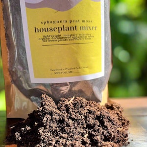 SPHAGNUM MOSS - houseplant soil mix in