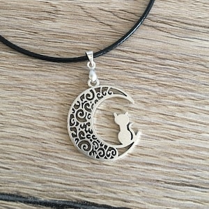 Chain with pendant cat on moon, ornament, chain made of imitation leather