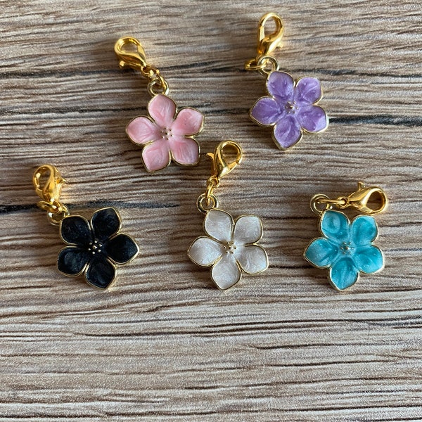 Charms flower black, pink, white, turquoise, purple gold colored pendant monochrome with matching carabiner charm