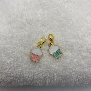 Charms Muffin pink or blue pendant gold colored with carabiner charm