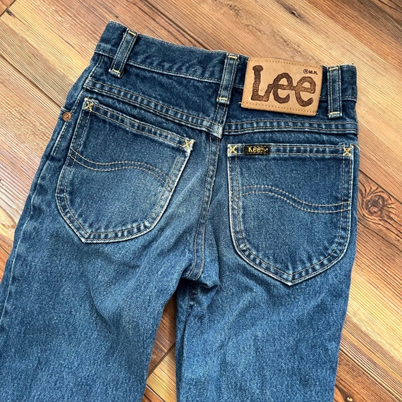 Vintage kids dark wash straight leg Lee jeans siz… - image 3