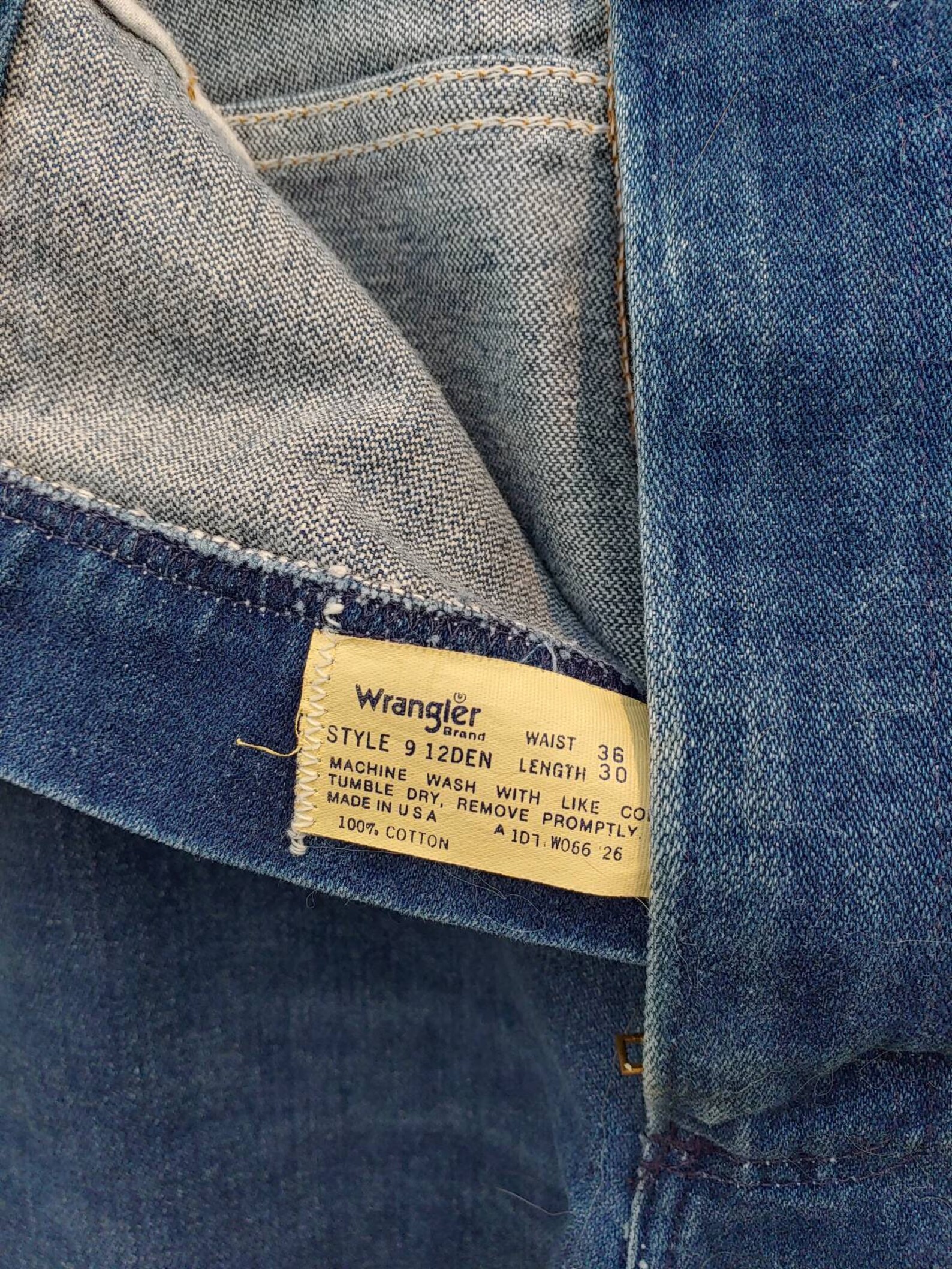 Vintage mens Wrangler Jeans Made in the USA leather Patch Etsy