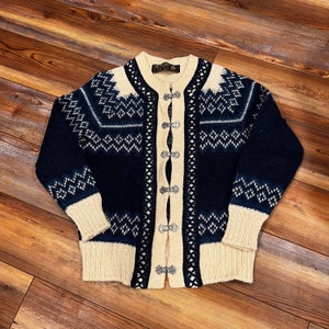 Vintage Nordstrikk navy and cream wool  cardigan with silver hook closure small/medium