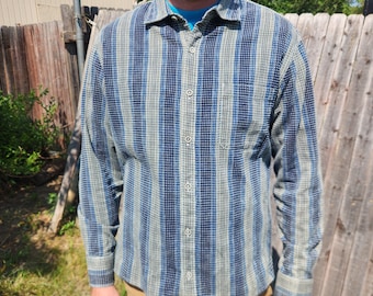 Blau-grau gestreiftes funky Tommy Bahama Langarmshirt mit durchgehender Knopfleiste