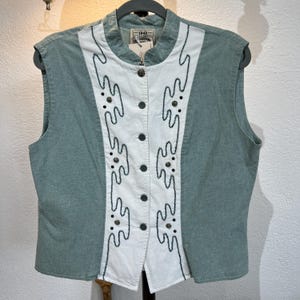 vintage 1849 Authentic Ranchwear green and white western beaded button up band collar sleeveless shirt size medium