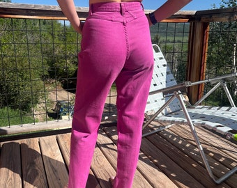 Vintage Pink Wrangler Silver Lake Bareback jeans size 9/10, waist 27”