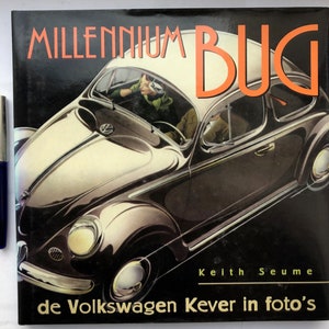 Millennium Bug: a pictorial scrapbook of the VW Beetle 1999 - 160 pagine - 450 illustrazioni
