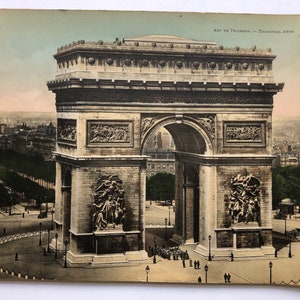 1915 Paris coloured photo Album - 24 pages