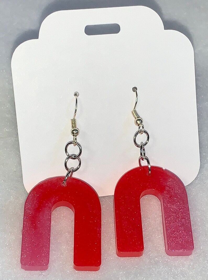 U shaped drop resin earring