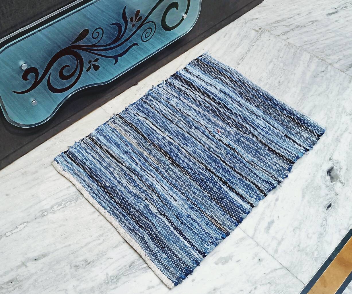 RILY Rag Mat ラグマット 青 2x3 Feet Hand Braided Denim Chindi Rug Colorful Rag Rug