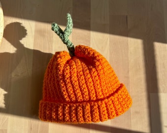 Bonnet orange fruit