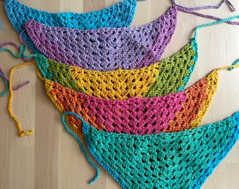 Bandana multicolore au crochet pour tout-petits