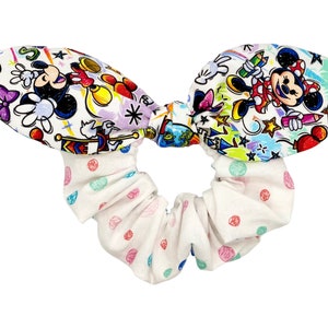Mickey and Minnie Mouse Scrunchie with Removable Ears, Mickey Scrunchies, Minnie Scrunchies, Theme Park Scrunchies, Scrunchie with Bow