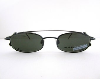 Marchon 701 001 Montatura per occhiali unisex piccola rettangolare nera con clip da sole Italia New Old Stock