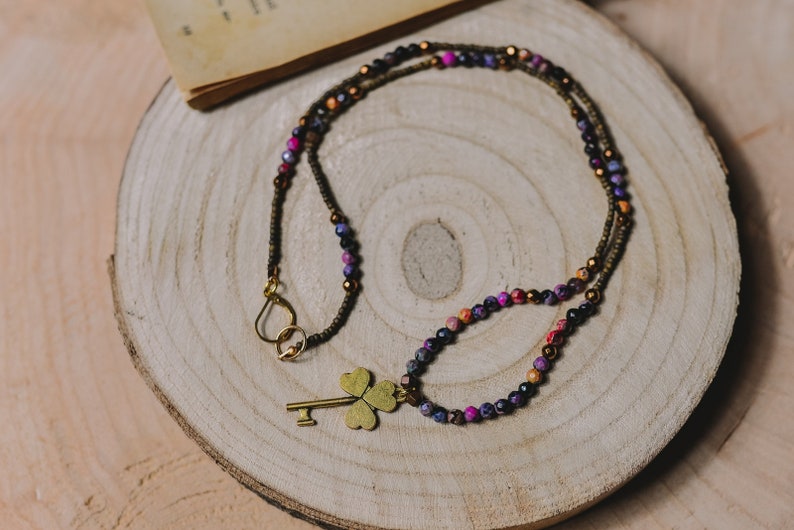 Key necklace with agatas and hematites
